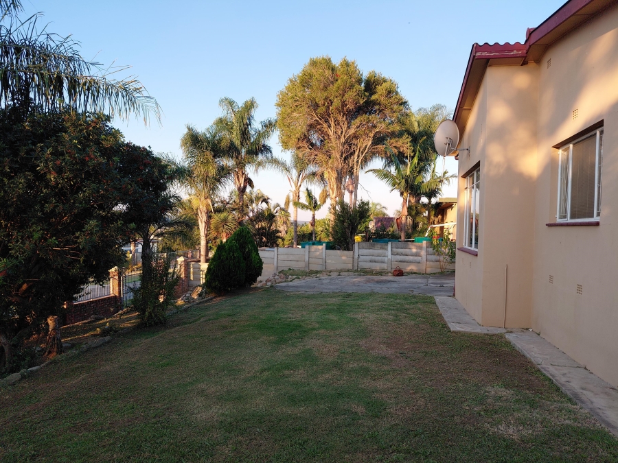 4 Bedroom Property for Sale in Heuwelkruin Eastern Cape